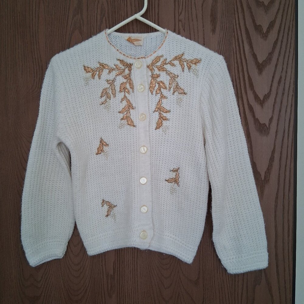 VTG Sears Roebuck Kerrybrooke Pearl Beaded Leaf Cardigan Sweater Small Acrylic